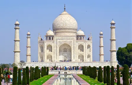 Majestic taj mahal